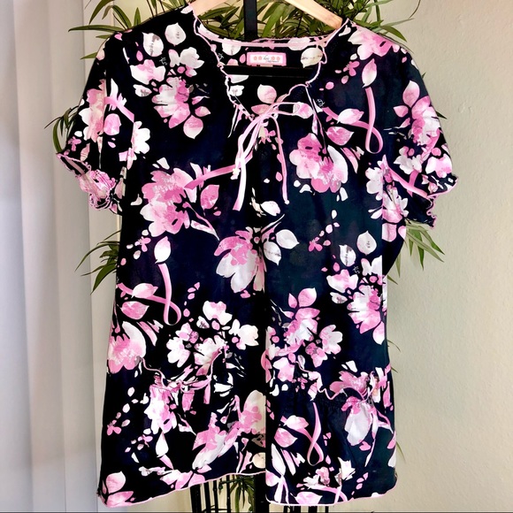 Koi Womens XL Floral Black Pink Scrub Top